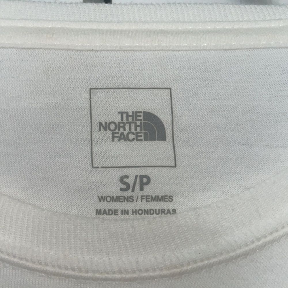 The North Face t-shirt  - Picture 3 of 7